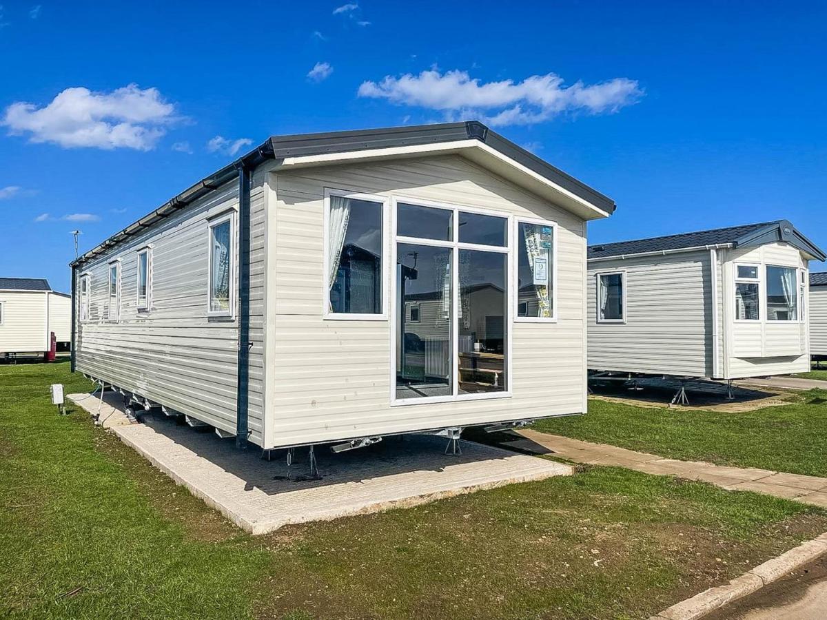 Lovely 8 Berth Caravan For Hire At Barmston Beach Holiday Park Ref 62002O Hotel Lund Exterior foto