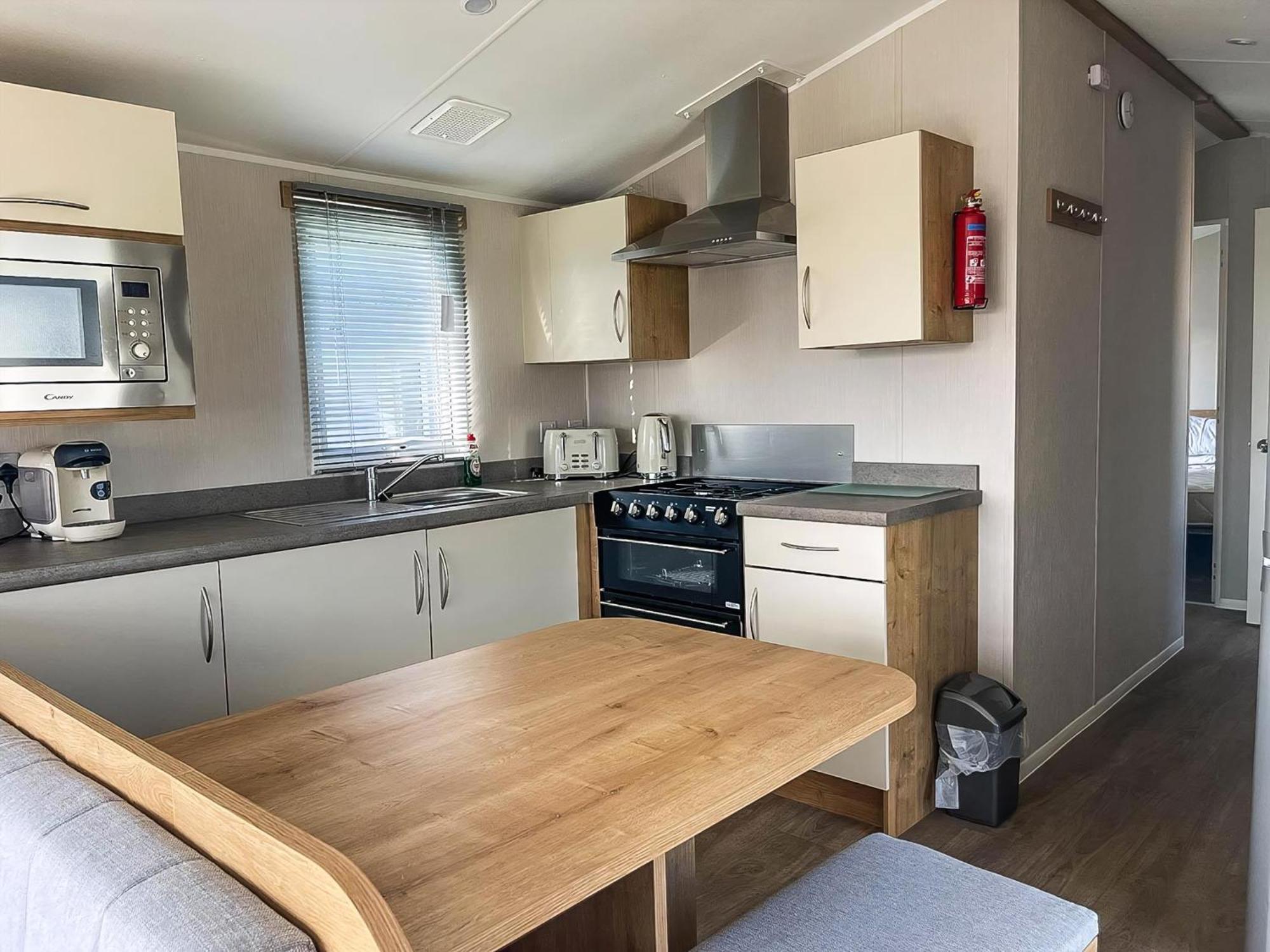 Lovely 8 Berth Caravan For Hire At Barmston Beach Holiday Park Ref 62002O Hotel Lund Exterior foto